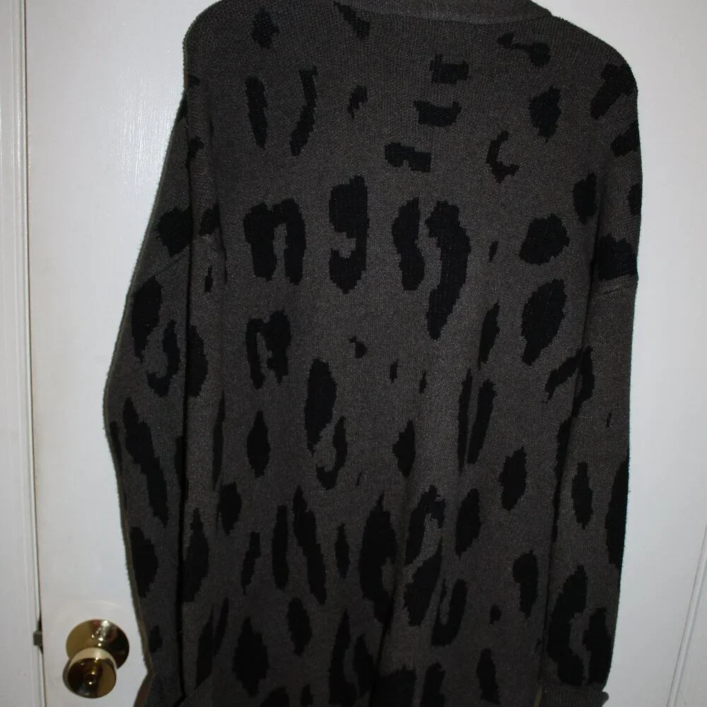 ZESICA Women's Open Front Leopard Print Knitted Sweater, Gray with Black spots